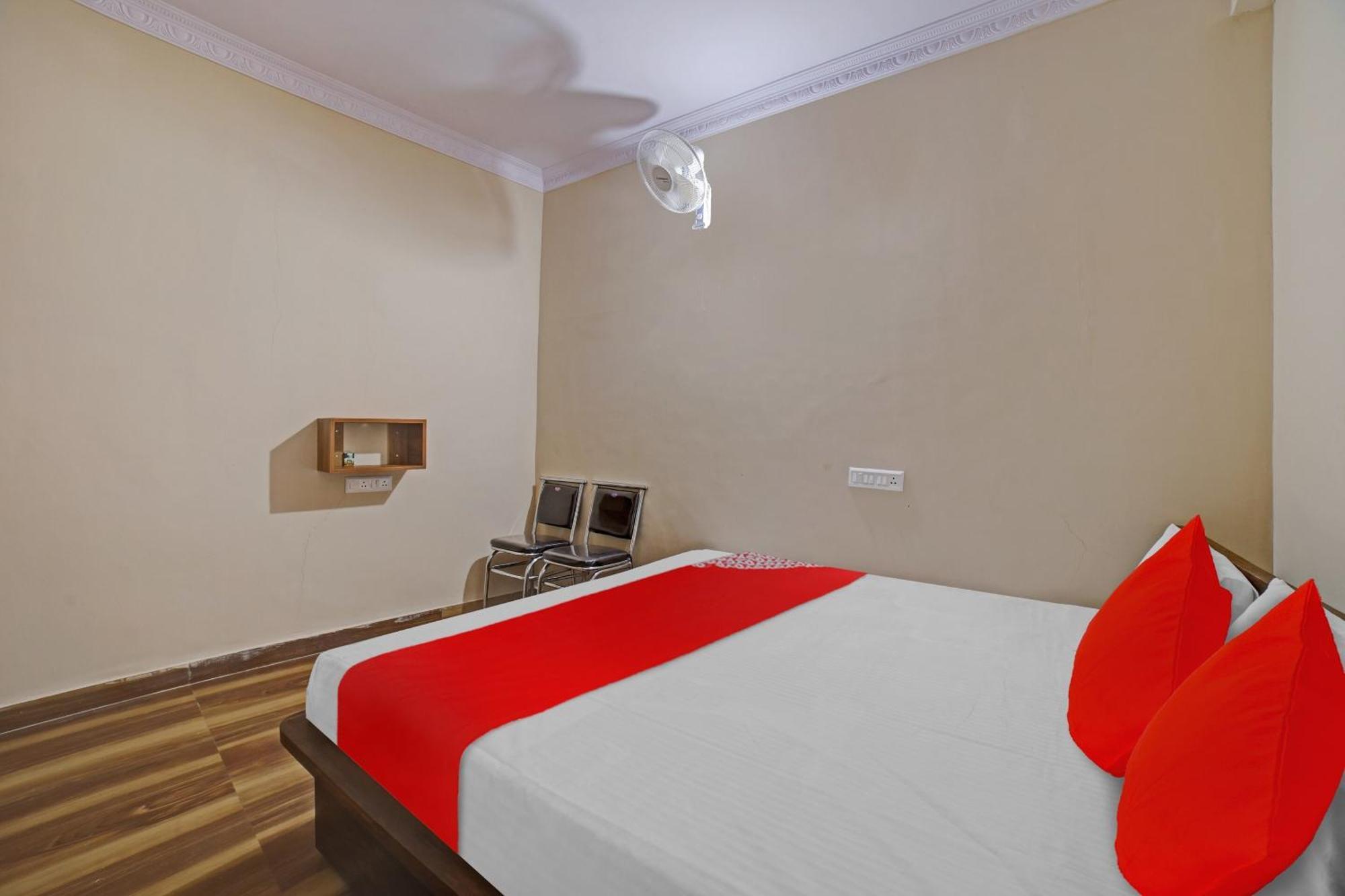Spot On 81074 Sk Lodge Bangalore Exteriör bild